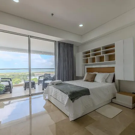 Hotel 1133 *