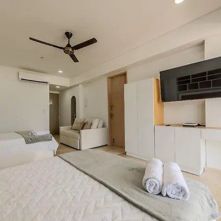 1133 Hotel