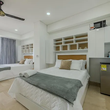 Hotel 1133 *