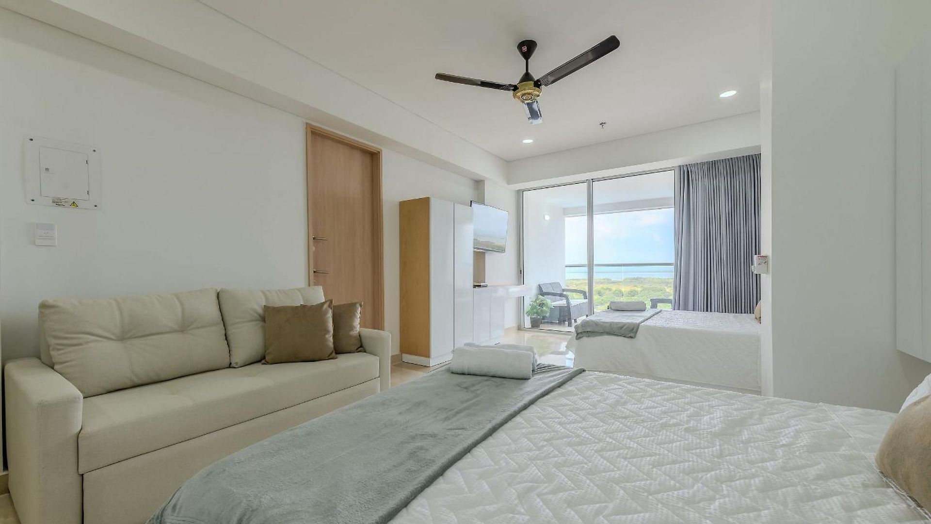 1133 Hotel